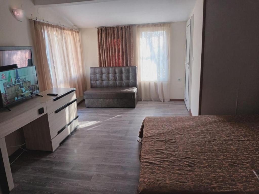 Apartments Devora 1 & Bar & Restaurant Varna Bagian luar foto