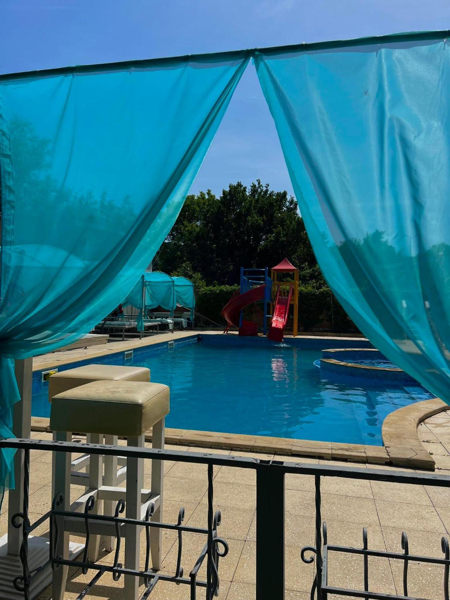Apartments Devora 1 & Bar & Restaurant Varna Bagian luar foto